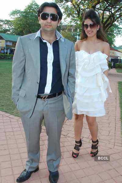 Saif & Bips at 'Vandrewala Cup' 