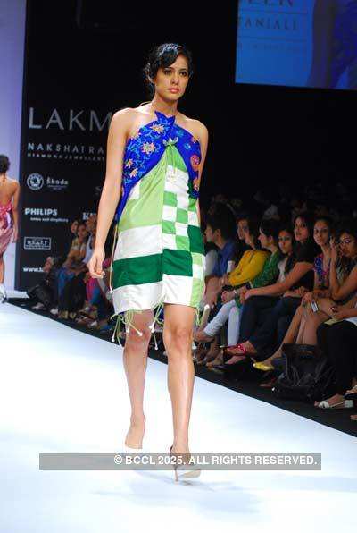 LFW' 10: Purvi Doshi