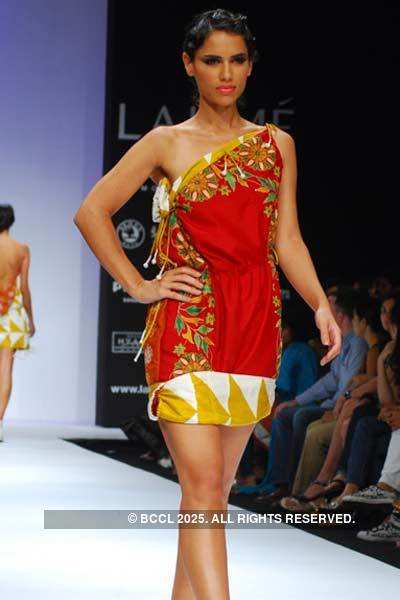 LFW' 10: Purvi Doshi