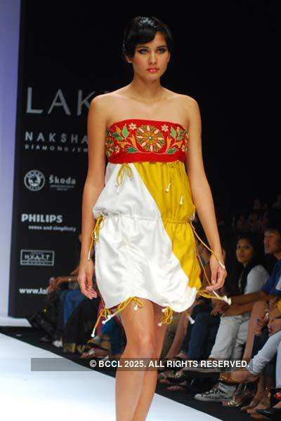 LFW' 10: Purvi Doshi