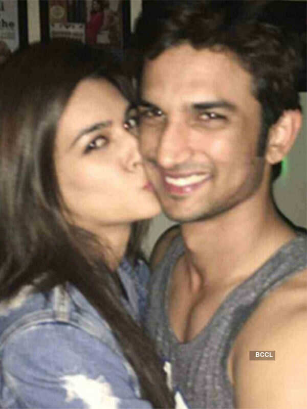 Sushant&rsquo;s late night visit to Kriti&rsquo;s house!