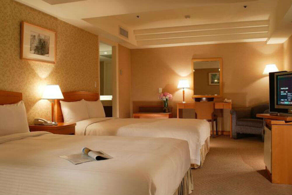 San Want Hotel 17258767
