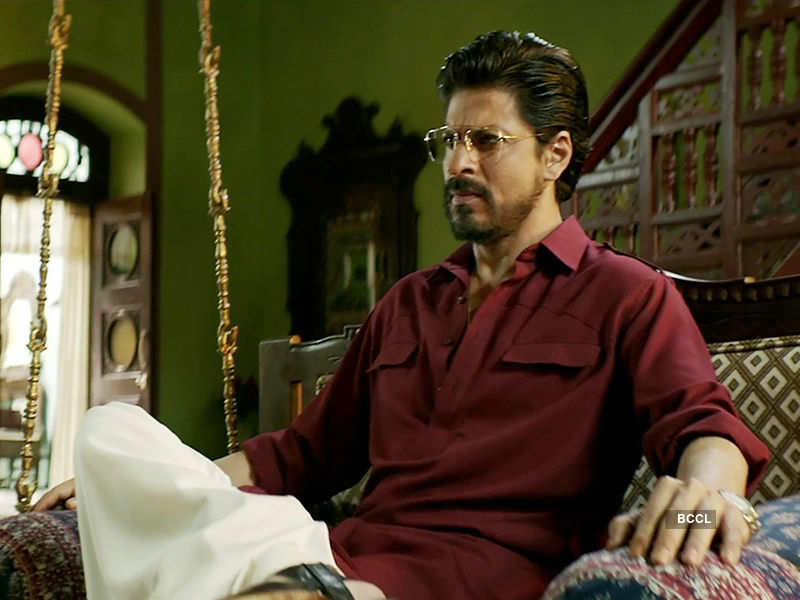 SRK, Sunny Leone promote Raees on Bigg Boss 10