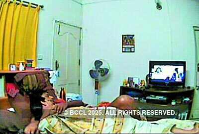 Nithyananda and Ranjitha in sex tape