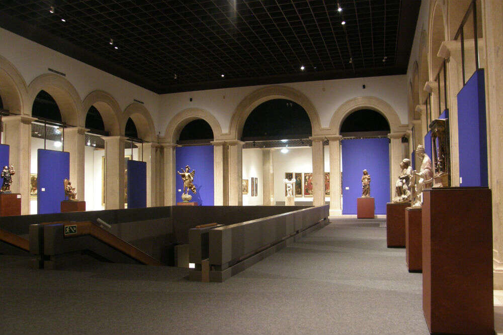 Inside Museu Nacional de Arte Antiga 