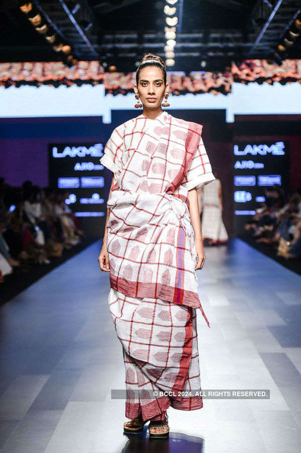 LFW '17:Day 2 - Galang Gabaan