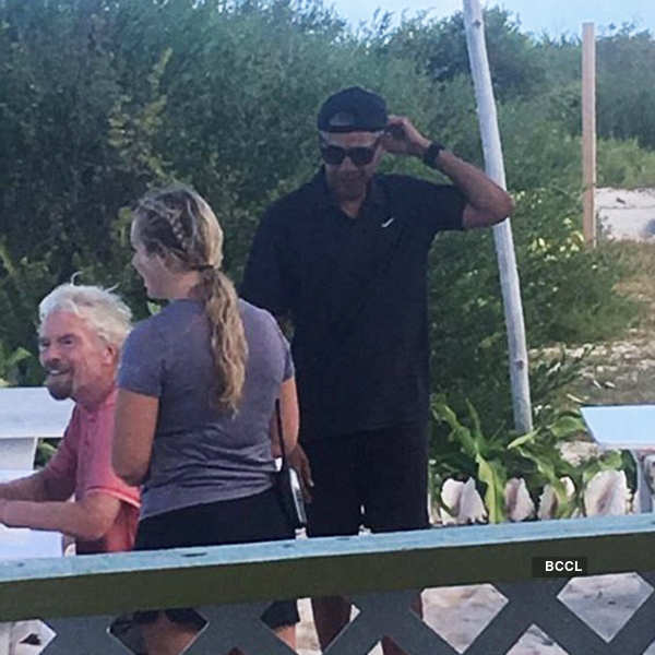 Barack Obama holidays on Richard Branson’s private island