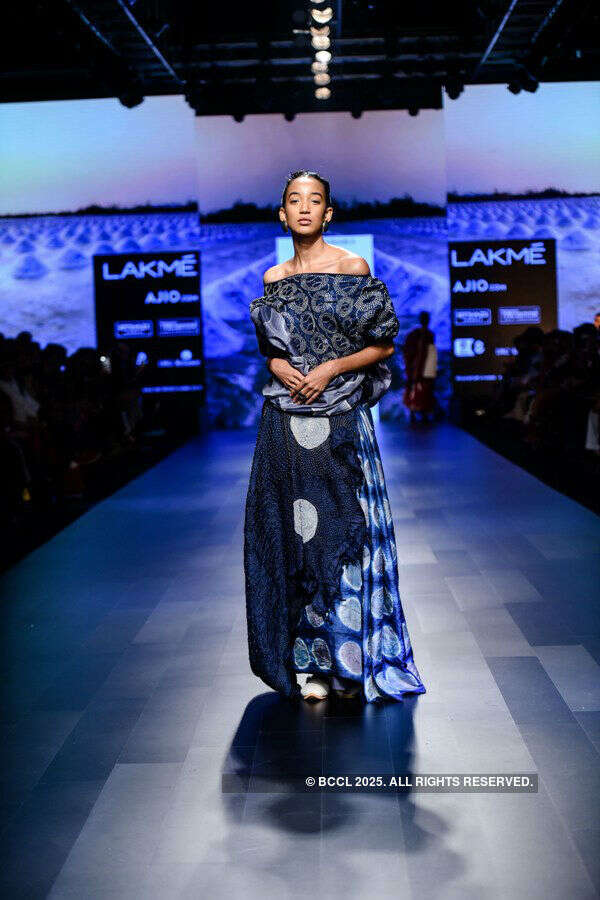 LFW '17: Day 2 - Somaiya Kala Vidya