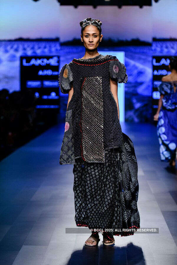 LFW '17: Day 2 - Somaiya Kala Vidya