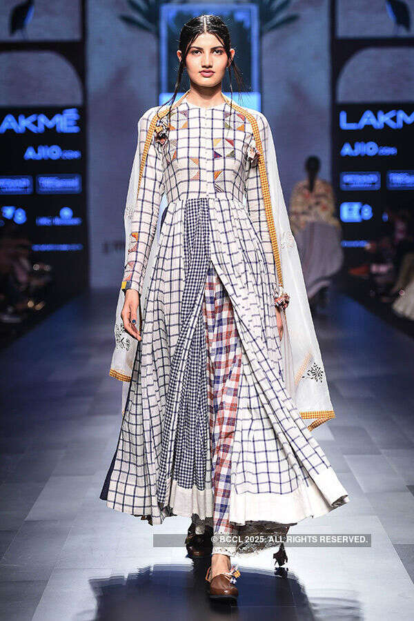 LFW '17: Day 3 - Divya Sheth