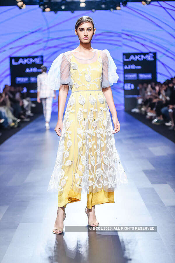 LFW '17:Day 4 - Urvashi Joneja