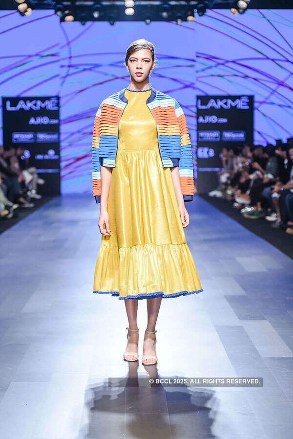 LFW '17:Day 4 - Urvashi Joneja