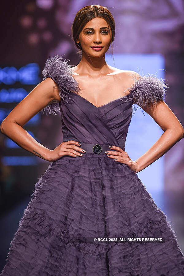 Lakme Fashion Week '17: Day 4 - Amit GT