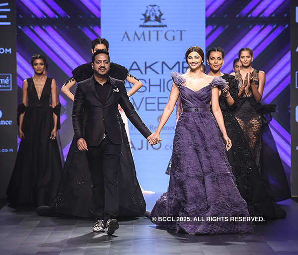 Lakme Fashion Week '17: Day 4 - Amit GT