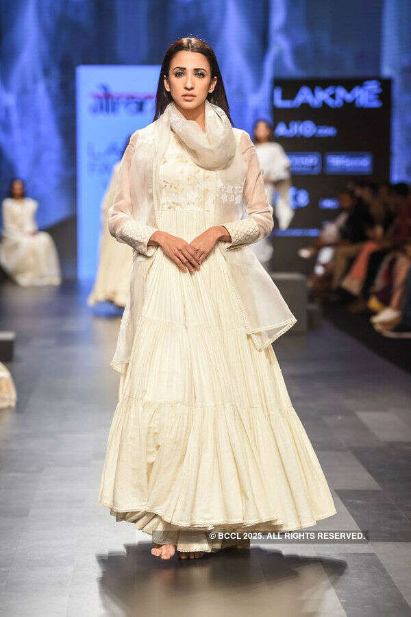 Lakme Fashion Week '17: Day 5 - Gaurang