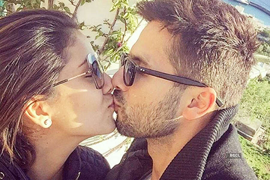 Shahid Kapoor&rsquo;s reacts to negative comments around Mira Rajput&rsquo;s pregnancy and early marriage