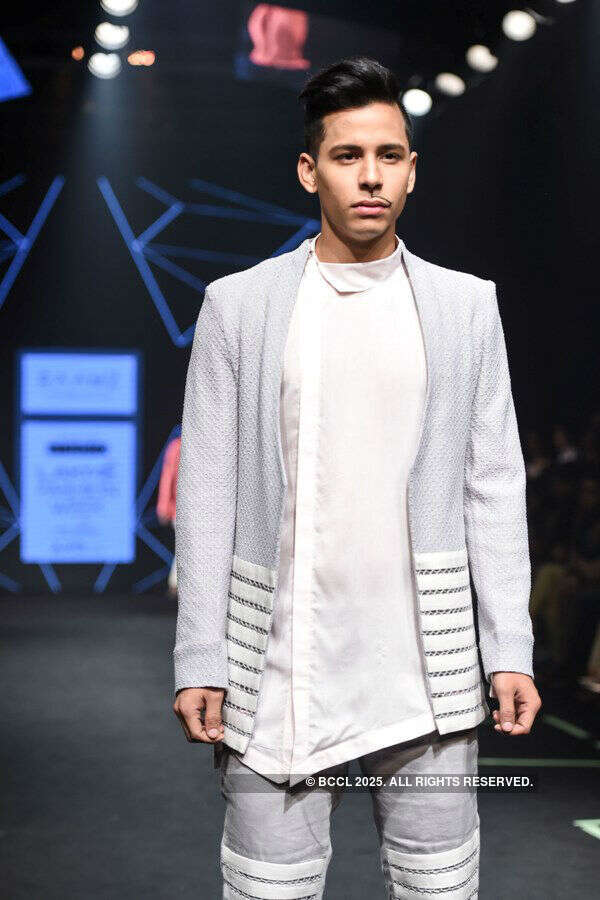 Lakme Fashion Week '17: Day 5 - Raamz