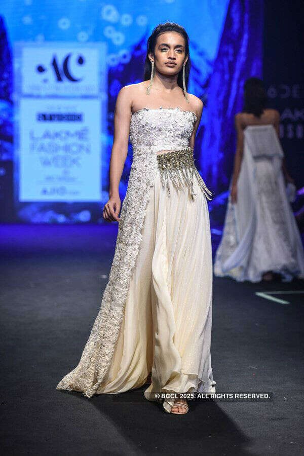 Lakme Fashion Week '17: Day 5 - Abha Choudhary