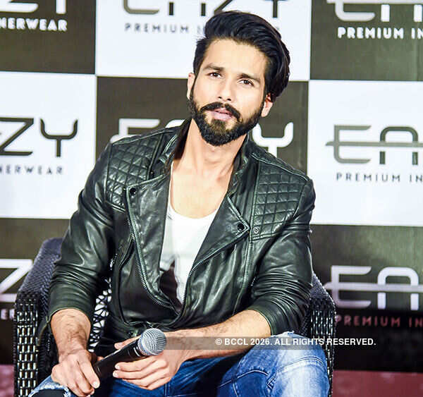 Shahid is gaining muscle, not fat for role in Padmavati