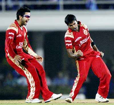 IPL 3: RCB beat MI