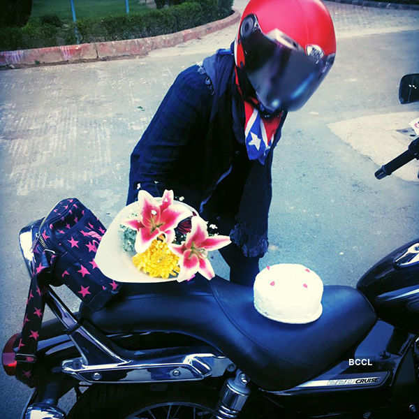 Hijab ‘bikerni’ Roshni Misbah becomes an online sensation