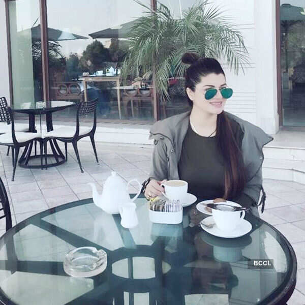 Actress celebrates Valentines Day with 85-year-old lady