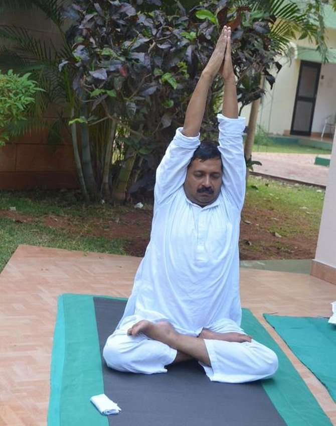 Social Humour: Kejriwal trolled after record feat by ISRO- The Times of ...