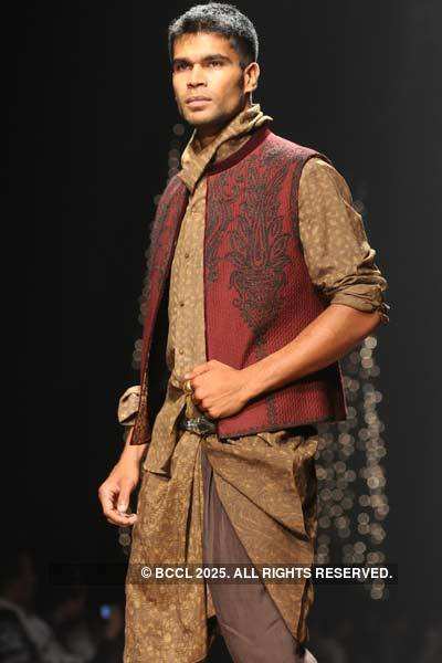 WIFW '10: Tarun Tahiliani