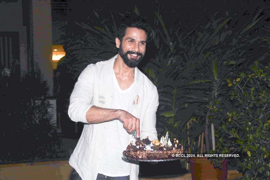 Celebs attend Shahid Kapoor's 36th birthday party