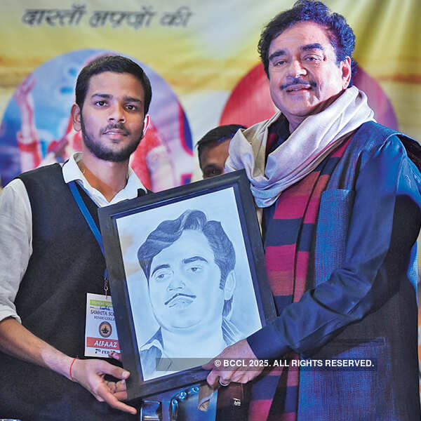 Celebs attend Alfaaz