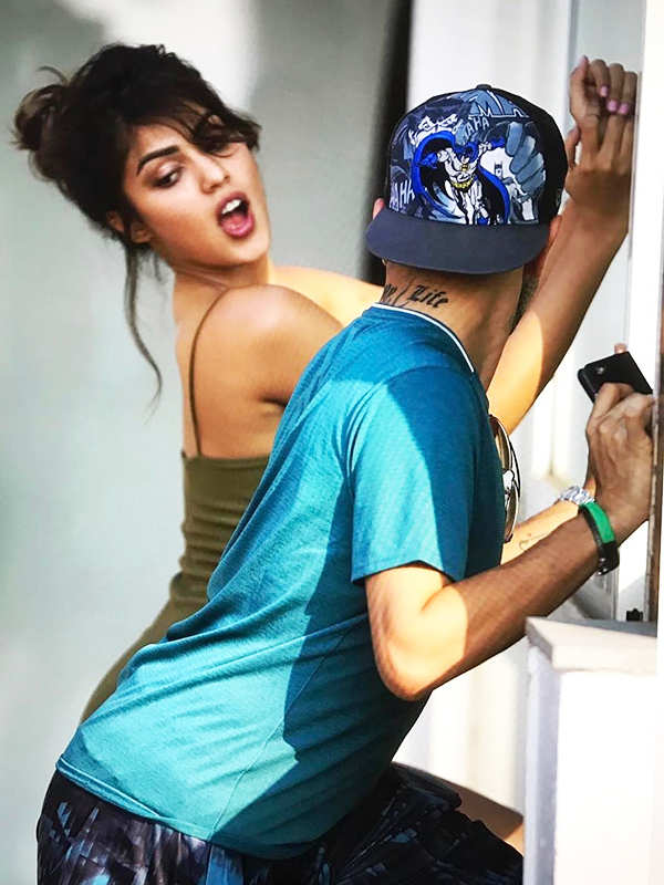 Rhea Chakraborty makes heads turn with her bold photoshoot