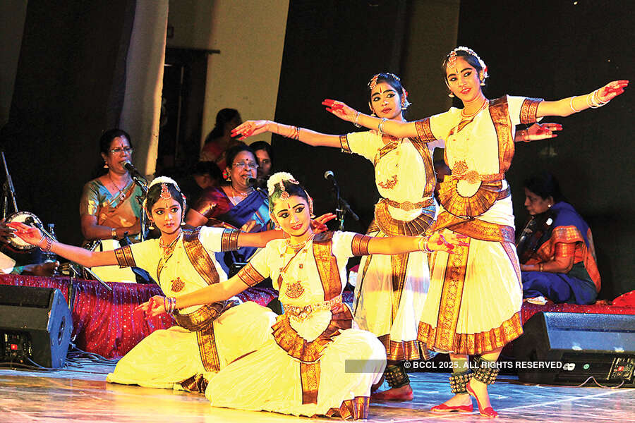Classical dance performance in the city