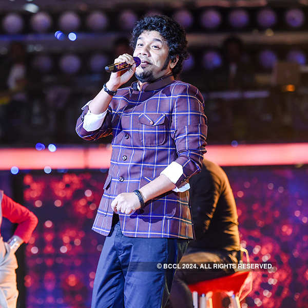 Mirchi Music Awards 2017: Performances