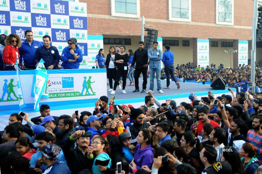 Kangana, Saif @ 'Walk For Health' event