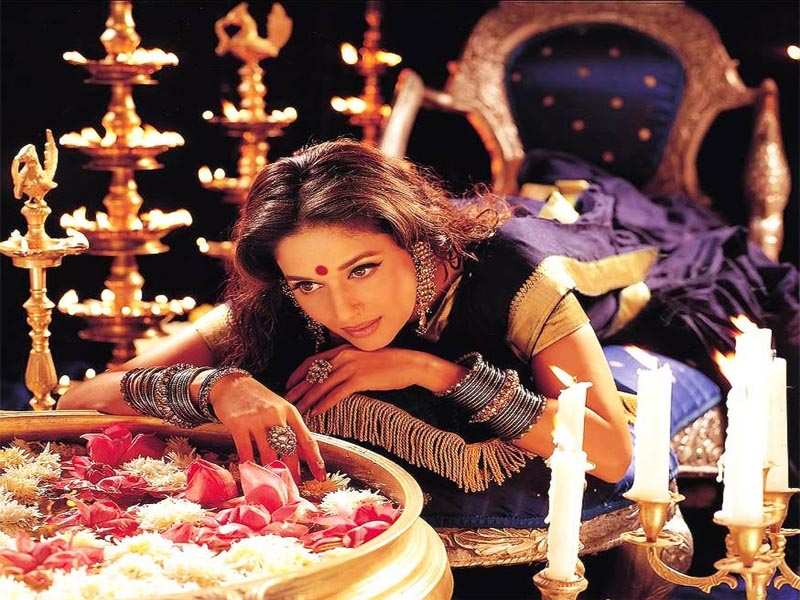 ​ Madhuri Dixit Nene shares a stunning throwback picture from ‘Devdas’
