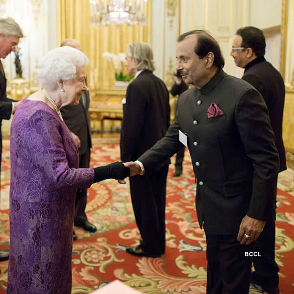 Queen Elizabeth II attends UK-India Year of Culture 2017