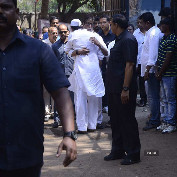 Suniel Shetty's father's funeral