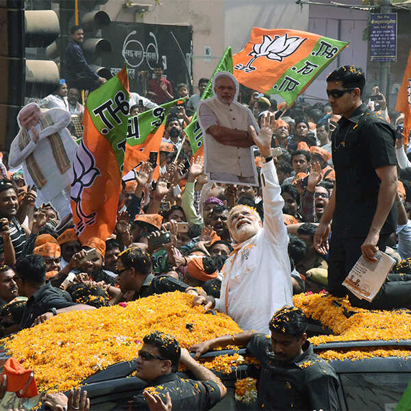 PM Narendra Modi&rsquo;s roadshow in Varanasi