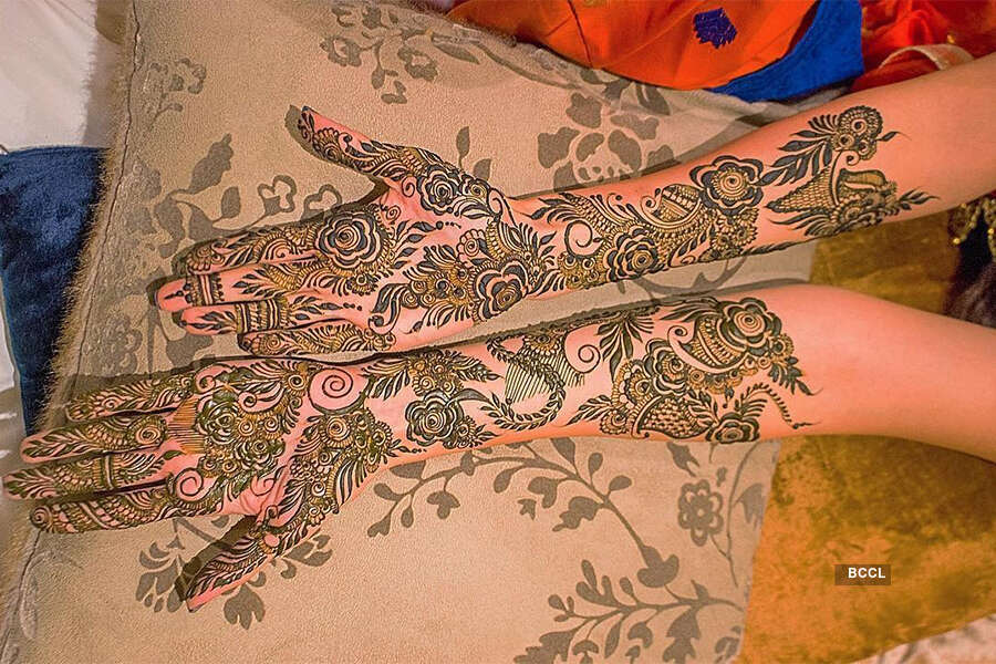 Mandana Karimi model