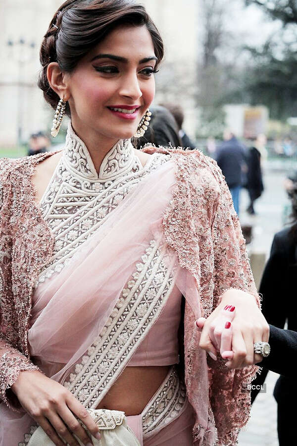 Women's Day: Cleavage