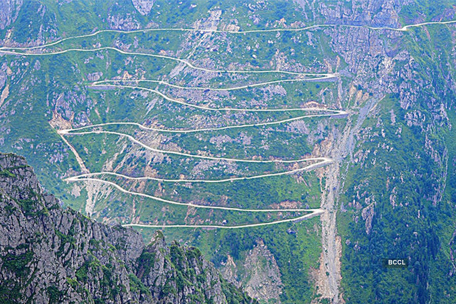 Bayburt Of Yolu has 29 steep hairpin turns
