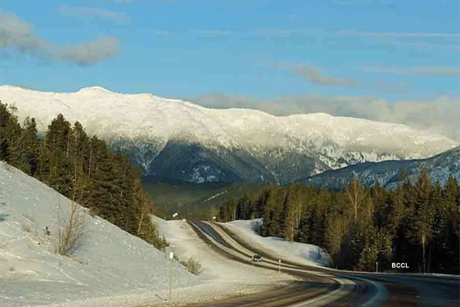 In Pics: 25 Of The Most Dangerous Roads On Earth