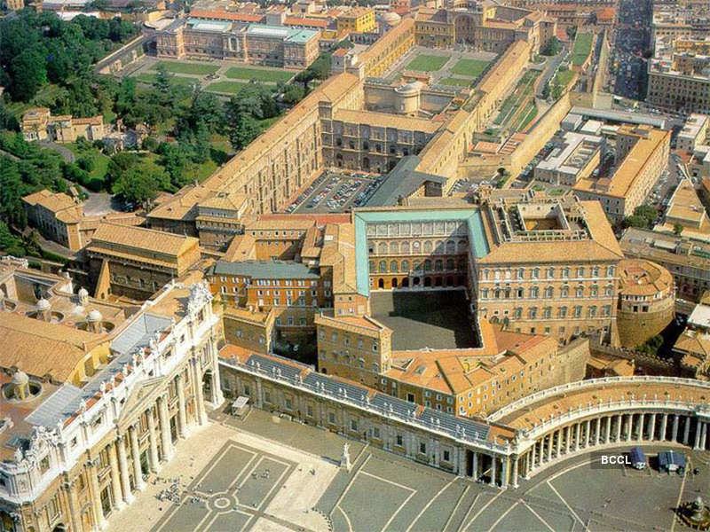 25 Largest Palaces In The World
