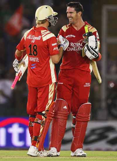 RCB thrash KXIP by 6 wkts