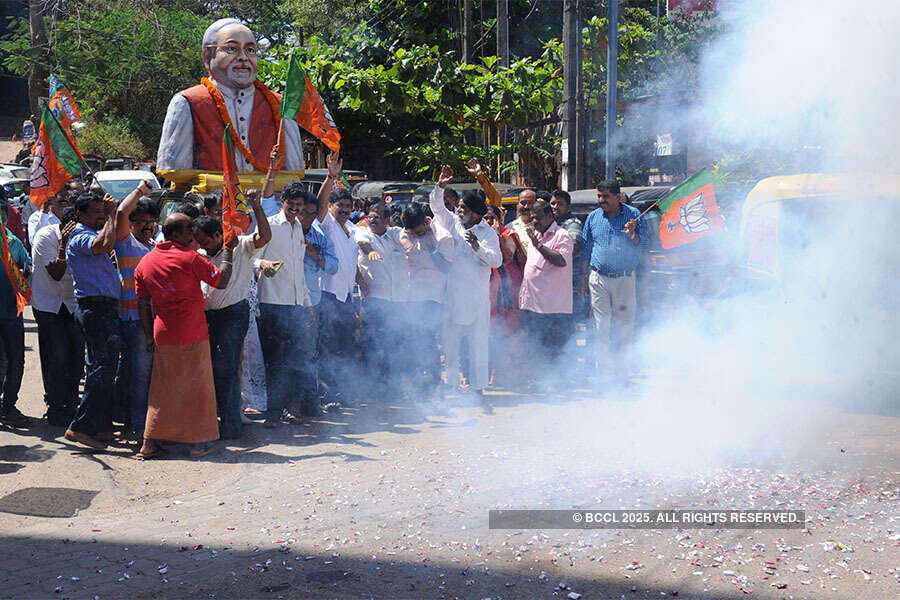 BJP supporters in Mangaluru celebrating victory