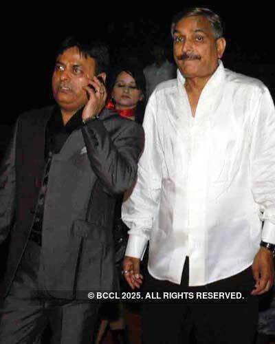 Prashant, Pramod Tiwari 