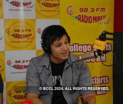 Vivek goes on air for 'Prince'
