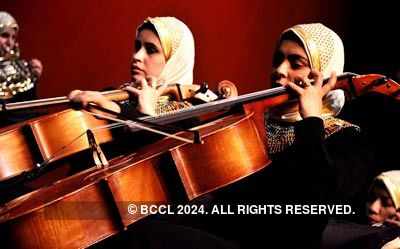 Egyptian blind girls' performance