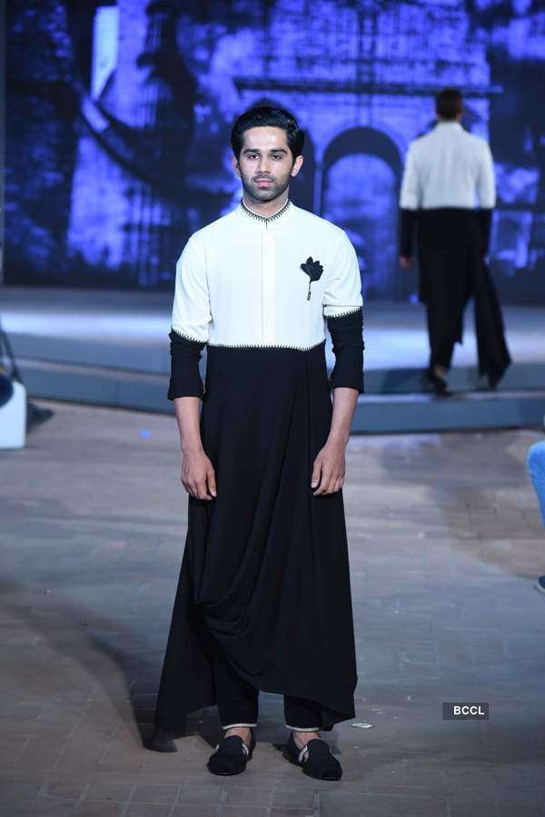 Shantanu Nikhil show for AIRBNB