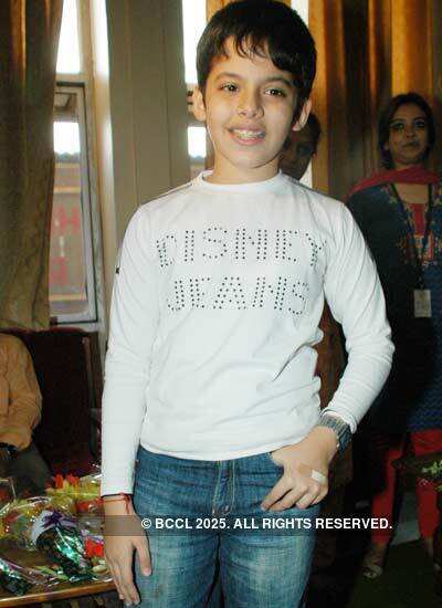 Darsheel Safary in city